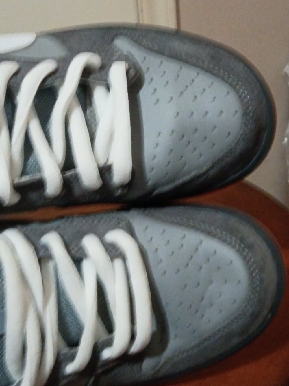Nike SB Dunk Low Staple NYC Pigeon 304292-011 Women's Size 8 - Picture 15 of 15